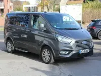 Gebraucht Ford Tourneo Custom Titanium 131 PS (96 kW) 2020 Grau Van
