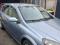 Usata Opel Astra 125 CV (91 kW) 2004 Grigio Utilitaria