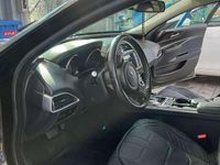 Gebraucht Jaguar XE Pure 179 PS (131 kW) 2015 Schwarz Limousine