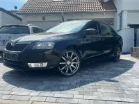 Käytetty Skoda Rapid Active 105 HP (77 kW) 2012 Musta Viistoperä