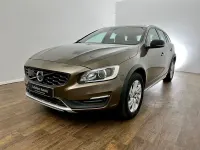 Gebraucht Volvo V60 CC 190 PS (139 kW) 2017 Braun Kombi