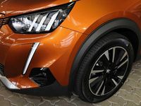 Gebraucht Peugeot e-2008 73 kW (100 PS) 2022 Lackierung orange fusion/typ aus SUV