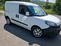 Gebraucht Fiat Doblò 101 PS (74 kW) 2019 Weiß Van / Kleinbus