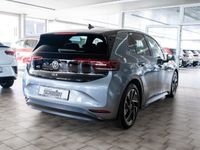 Gebraucht VW ID.3 Pro Performance 150 kW (204 PS) 2022 Blau Kleinwagen