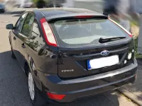 Gebraucht Ford Focus 101 PS (74 kW) 2010 Schwarz Limousine