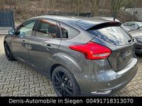 Gebraucht Ford Focus Business Edition 101 PS (74 kW) 2015 Grau Limousine
