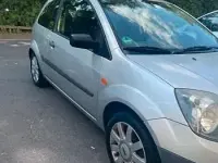 Gebraucht Ford Fiesta 60 PS (44 kW) 2006 Silber Kleinwagen