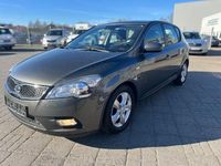 Gebraucht Kia Ceed Edition 7 90 PS (66 kW) 2012 Grau Kleinwagen