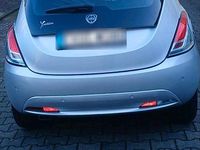 Gebraucht Lancia Ypsilon 95 PS (69 kW) 2018 Silber Kleinwagen