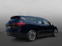 Gebraucht Ford Focus Titanium 125 PS (91 kW) 2023 Orange Limousine