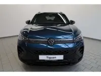 Neu VW Tiguan R-line 150 PS (110 kW) 2026 Blau SUV
