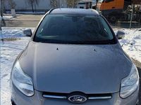 Gebraucht Ford Focus Trend 116 PS (85 kW) 2013 Grau Kombi