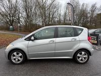 Gebraucht Mercedes A160 95 PS (69 kW) 2010 Silber Limousine