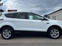 Gebraucht Ford Kuga Cool & Connect 150 PS (110 kW) 2017 Weiß SUV