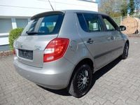 Gebraucht Skoda Fabia 60 PS (44 kW) 2010 Grau Kleinwagen