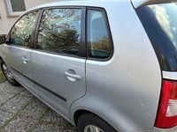 Gebraucht VW Polo 64 PS (47 kW) 2003 Grau Kleinwagen