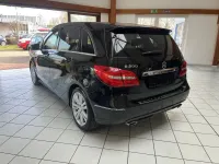 Gebraucht Mercedes B200 Sport 136 PS (100 kW) 2013 Schwarz Kleinwagen