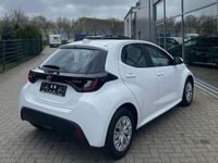 Gebraucht Mazda 2 116 PS (85 kW) 2023 Weiß Kleinwagen