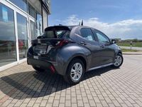 Neu Mazda 2 Exclusive-Line 116 PS (85 kW) 2026 Grau Limousine