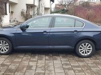 Gebraucht VW Passat Comfortline 150 PS (110 kW) 2017 Blau Limousine