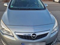 Gebraucht Opel Astra 140 PS (102 kW) 2011 Grau Kleinwagen