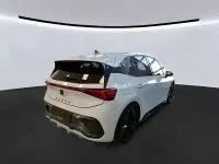 Gebraucht Cupra Born 150 kW (204 PS) 2024 Glacial white metallic Kleinwagen