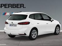 Gebraucht BMW 220 156 PS (114 kW) 2025 Weiß Van / Kleinbus