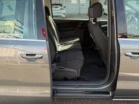 Second-hand VW Sharan 149 CP (109 kW) 2017 Gri Monovolum