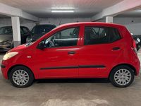 Gebraucht Hyundai i10 68 PS (50 kW) 2009 Rot Kleinwagen