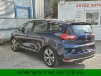 Gebraucht Renault Scénic Intens 132 PS (97 kW) 2017 Blau Van / Kleinbus