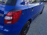 Second-hand Skoda Fabia 70 CP (51 kW) 2009 Albastru Hatchback