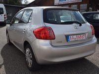 Gebraucht Toyota Auris Sol 97 PS (71 kW) 2009 Silber Kleinwagen