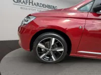Gebraucht VW Caddy Style 122 PS (89 kW) 2024 Rot Van / Kleinbus