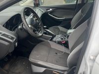 Gebraucht Ford Focus 105 PS (77 kW) 2013 Weiß Kombi