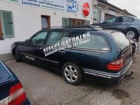 Gebraucht Mercedes E320 198 PS (145 kW) 2000 Blau Kombi