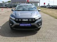 Neu Dacia Sandero Stepway 91 PS (66 kW) 2025 Grau Limousine