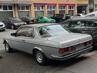 Gebraucht Mercedes 280 176 PS (129 kW) 1978 Silber Coupé