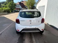 Gebraucht Dacia Sandero Celebration 90 PS (66 kW) 2018 Weiß Limousine