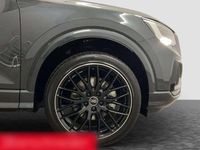 Używany Audi Q2 Advanced 150 KM (110 kW) 2024 Szary SUV