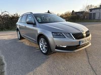 Gebraucht Skoda Octavia Clever 179 PS (131 kW) 2018 Beige Kombi
