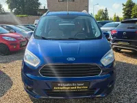 Gebraucht Ford Tourneo Courier Titanium 101 PS (74 kW) 2015 Blau Van / Kleinbus