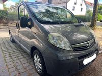 Gebraucht Opel Vivaro 110 PS (80 kW) 2012 Grau Van / Kleinbus