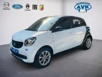 Gebraucht Smart ForFour Passion 71 PS (52 kW) 2016 Weiß Kleinwagen