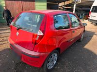 Gebraucht Fiat Punto 60 PS (44 kW) 2004 Rot Kleinwagen