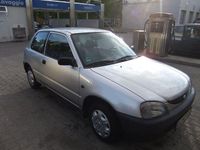 Gebraucht Daihatsu Charade 60 PS (44 kW) 1999 Silber Kleinwagen