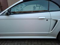 Second-hand Ford Mustang 193 CP (141 kW) 2002 Alb Cabrio
