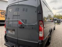 Gebraucht Renault Master 145 PS (106 kW) 2022 Grau Van / Kleinbus