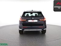 Gebraucht BMW X1 xLine 150 PS (110 kW) 2023 Saphirscharz SUV