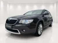 Gebraucht Skoda Superb Exclusive 170 PS (125 kW) 2013 Schwarz Kombi