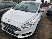 Gebraucht Ford S-MAX Trend 179 PS (131 kW) 2016 Weiß Van / Kleinbus
